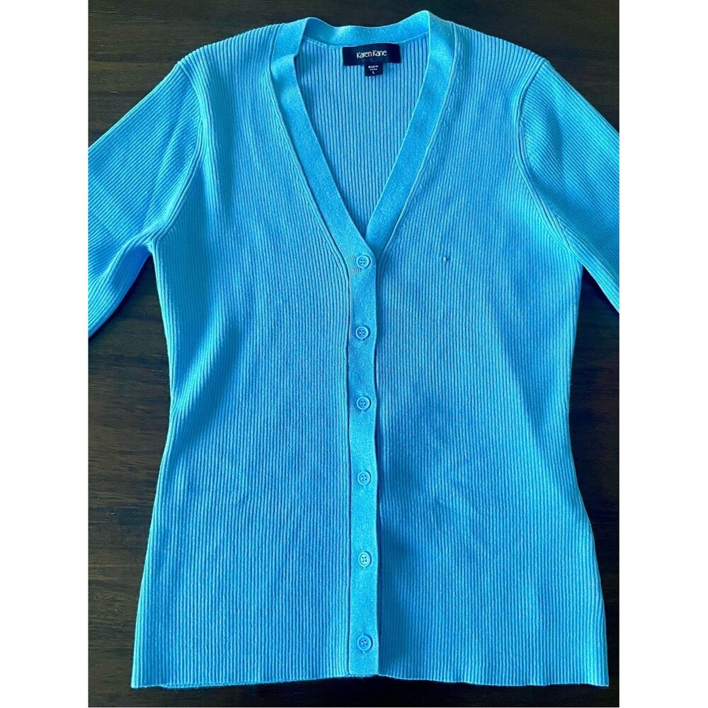 Karen Kane Blue Ribbed Cardigan**PLEASE NOTE SMALL HOLE AS DESCRIBED/PICTURED**
